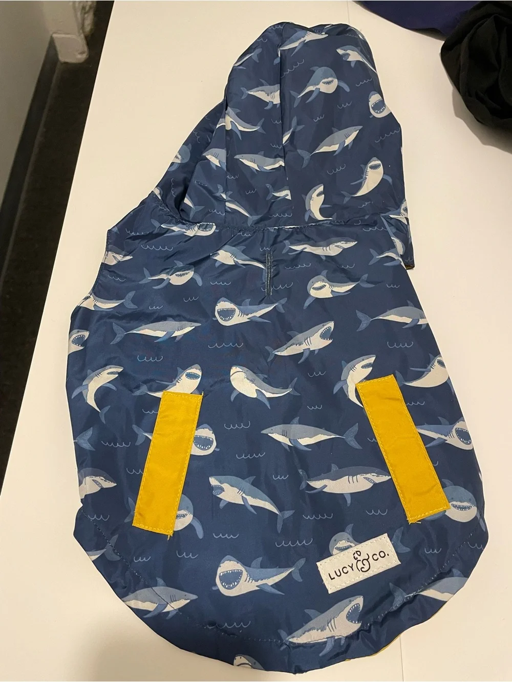 Lucy & Co. The Shark Attack Reversible Waterproof Dog Raincoat Size Medium